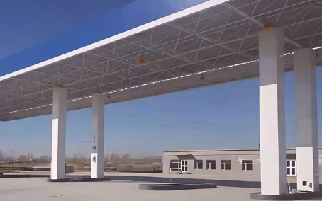钢结构加油站罩棚_螺栓球网架_挑檐_形象柱！